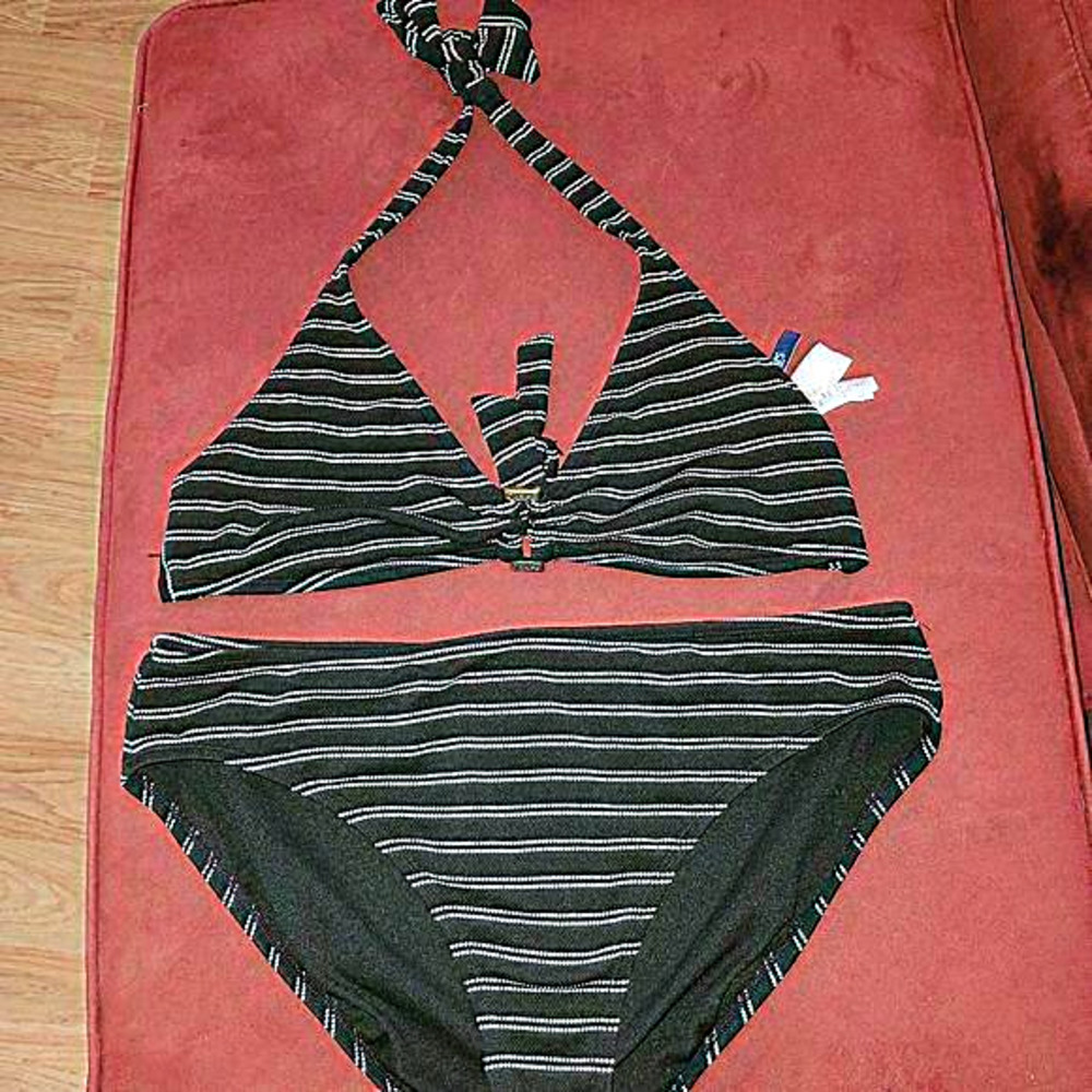 Chaps 2‎ piece swim suit